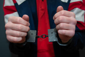 22-летний новороссиец провернул аферу в пункте выдачи почти на 200 тысяч 