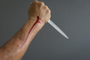 Краснодарец пробил лёгкое своему брату из-за спрятанной бутылки алкоголя