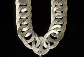 В Туапсе врачи спасли маленького ребёнка, проглотившего цепочку 