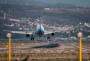 После налета БПЛА в аэропорту Сочи 68 рейсов задерживаются на прилет и вылет