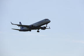 Пассажирам предлагают вернуть деньги или обменять билеты на ваучер