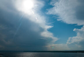 На Солнце произошла вспышка предпоследнего класса мощности