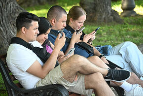 Огромная автомобильная пробка образовалась на трассе «Джубга — Сочи», из-за падения обломков дрона в Краснодарском крае начался пожар: ТОП-5