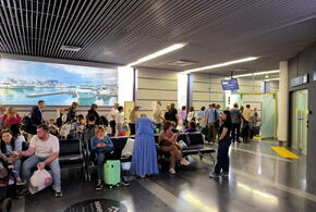 Часть вылетов откладывается более чем на два часа