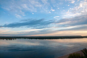 В США объяснили отказ Зеленского ехать в Москву, ФСБ не считает мессенджер Мах надежным: что произошло, пока вы спали