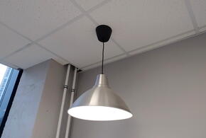 Тарелки падали, кровати ходуном