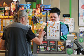 Доходы падают: исследование показало, в каких отраслях зарплаты в РФ просели больше всего