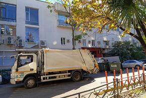 К 5 ноября: власти Сочи обещают избавить город от мусорных завалов до конца ноябрьских праздников