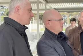 Президент Абхазии Гунба и российский представитель Кириенко осмотрели новый терминал международного аэропорта Сухума, который откроется завтра, 1 декабря