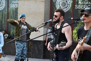 И чтоб без мата: уличным музыкантам в Краснодаре теперь придется согласовывать с мэрией содержание песен