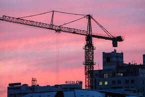 На Кубани в поселке Волна повреждены два причала и два судна из-за атаки БПЛА, 130 похищенных школьников удалось освободить из плена: что произошло, пока вы спали