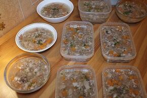 Неприглядный вид, неприятный запах и желе: почему не все любят холодец?