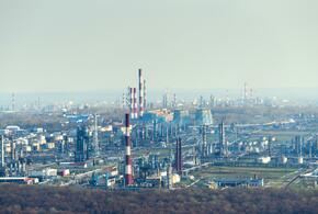 Обломки БПЛА попали в нефте-перерабатывающий завод в Славянске-на-Кубани