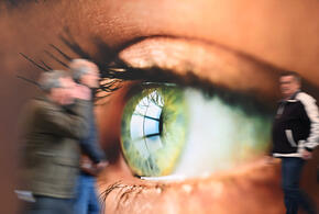 Расскажем, как не нанести вред зрению