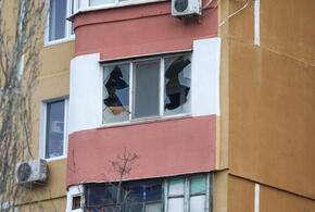 «С малым лежала и молилась, когда над крышей пролетали»: жители Славянска-на-Кубани рассказали о жуткой ночи. Как обстоят дела с интернетом и когда дадут свет? 