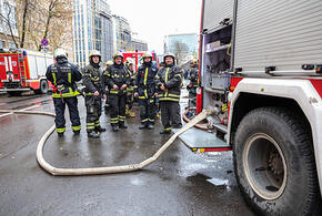 Угарный газ и сирены: в Армавире трое детей пострадали во время пожара в пятиэтажке
