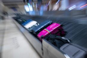  В Сочи мужчина нашел розовый чемодан с деньгами