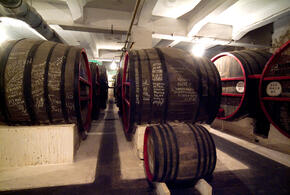 Во Франции забастовка парализовала производство Louis Vuitton, ведь сотрудникам не дали ежегодную премию, 23 человека погибли в пожаре в Индии: что произошло, пока вы спали