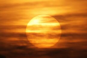 Взрывы на Солнце: к 4 декабря Земли может достичь мощнейшая вспышка на светиле