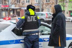 Рейсовый автобус и легковушка столкнулись лоб в лоб на трассе под Новороссийском