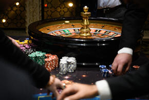 Стране нужны деньги, плюс 100 млрд: Минфин предложил легализовать онлайн-казино в России