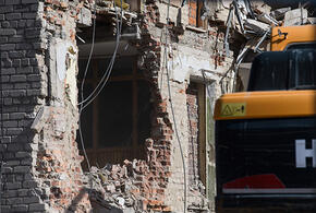 В Краснодаре снесли до основания огромный особняк