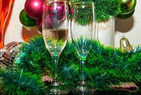 Вкуснее всего: эксперт рассказал о правильном сочетании алкоголя и праздничных блюд