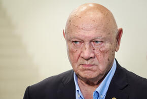 Выпускник Ейского авиационного училища, космонавт Джанибеков, рассказал, можно ли курить в космосе