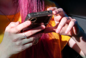 Запуганная школьница из Краснодара отдала больше 1,6 млн преступникам, чтобы спасти родителей