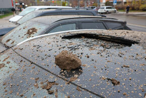 На месте работают экстренные службы