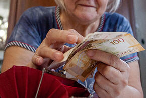 Когда вырастут социальные пенсии в России, рассказали в правительстве