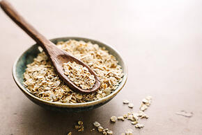 Неожиданные последствия употребления овсянки назвали диетологи