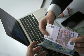 Сколько чиновники берут взяток? За год коррупционеры Кубани незаконно получили 7,3 млрд рублей