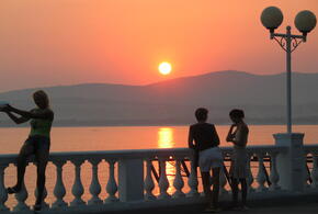 Депутат Алтухов взял предложения в работу