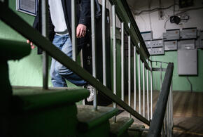 Незаконные услуги можно отменить через суд