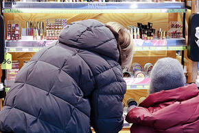 «Бесплатно» с подвохом: эксперт объяснила, как маркетинговые акции увеличивают расходы покупателей