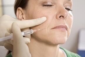 Дерматолог перечислил состояния, при которых от ботокса лучше отказаться