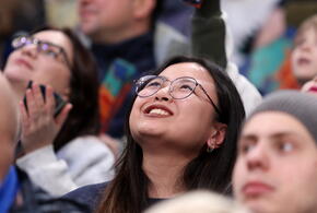 Как именно комплименты спасают от депрессии, рассказали учёные