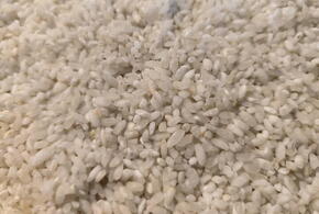 Давайте разберемся, кому и почему вредно употреблять популярную во всем мире крупу