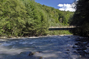 Херота из Сахарной Головки: неприличное название реки в Сочи, которую хотели переименовать, но что-то пошло не так. Туристы не желают ставить ударение туда, куда нужно