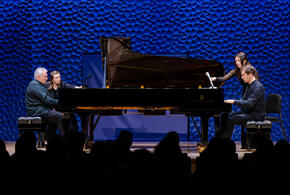 Дуэт пианистов исполнил произведения русских и европейских композиторов