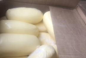 1,2 млн рублей в коробках: минивэн с нелегальным сливочным маслом остановили в Краснодарском крае