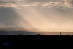 Ливень с грозой и градом хлынет на Краснодарский край: об опасной ситуации рассказали синоптики