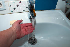 Пить воду из-под крана в Туапсе нельзя? Власти прокомментировали расхожую информацию