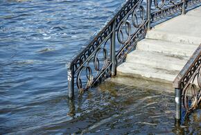 Пляжи с паспортами антитеррористической защищённости: в Сочи восстанавливают разрушенную набережную