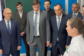 Российской делегации показали класс, оснащенный по программе профориентации «Россия – мои горизонты»