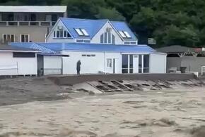 В курортном селе под Геленджиком произошел потоп