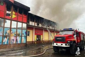 Спасатели боролись с огнем несколько часов
