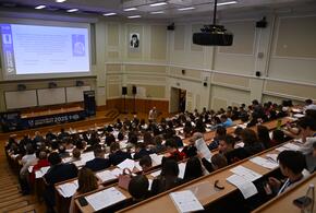 Событие произошло в городе Кохтла‑Ярве на церемонии для выпускников