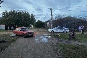 Пьяный мотоциклист врезался в легковушку в станице Ладожской — пострадал семилетний ребёнок 
